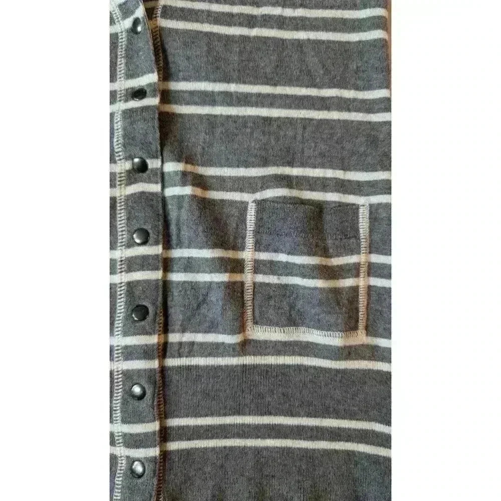 Vintage Banana Republic V-Neck Cardigan Sweater Gray White Stripe Size Petite XS - Picture 4 of 7